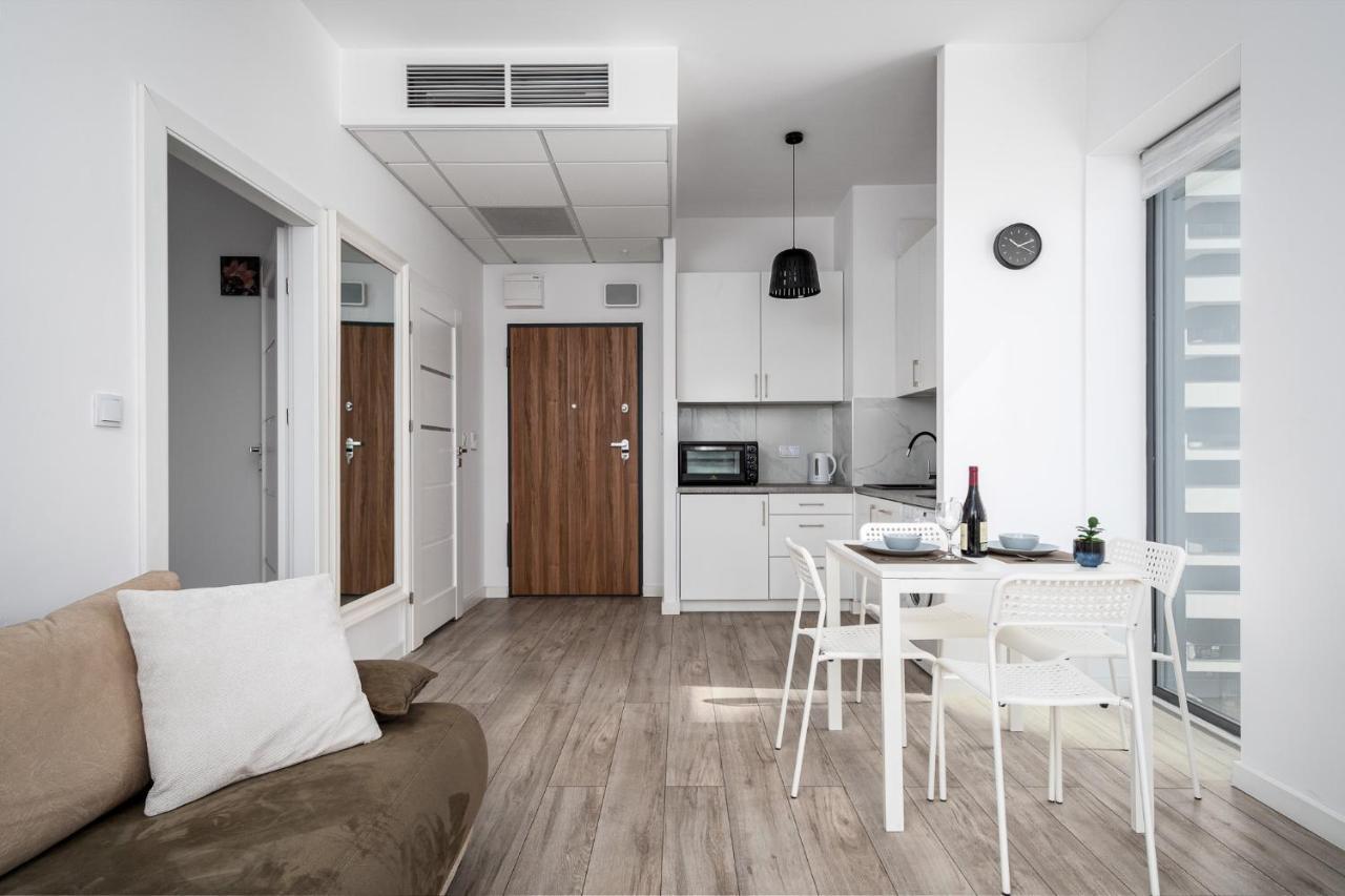 Apartament Ks Wola Prymasa 407 Apartman Varsó Kültér fotó