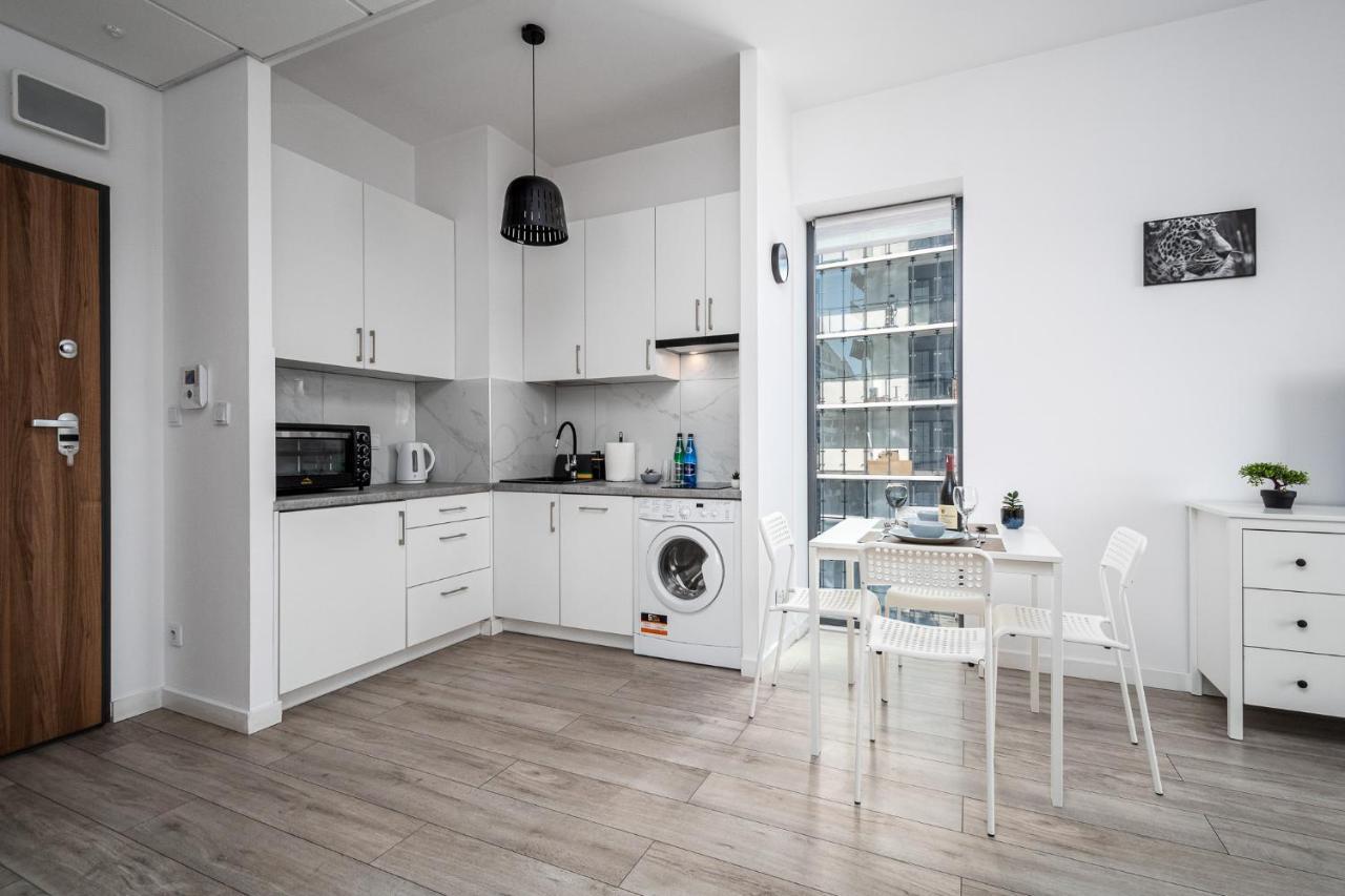 Apartament Ks Wola Prymasa 407 Apartman Varsó Kültér fotó